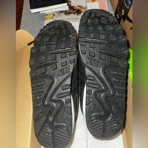 Nike. Rare. Air Max 90 Spring garden Floral Sneakers size 11. - Picture 12 of 12